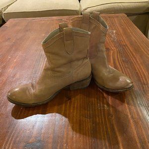 FRYE // billy short distressed western cowboy boot